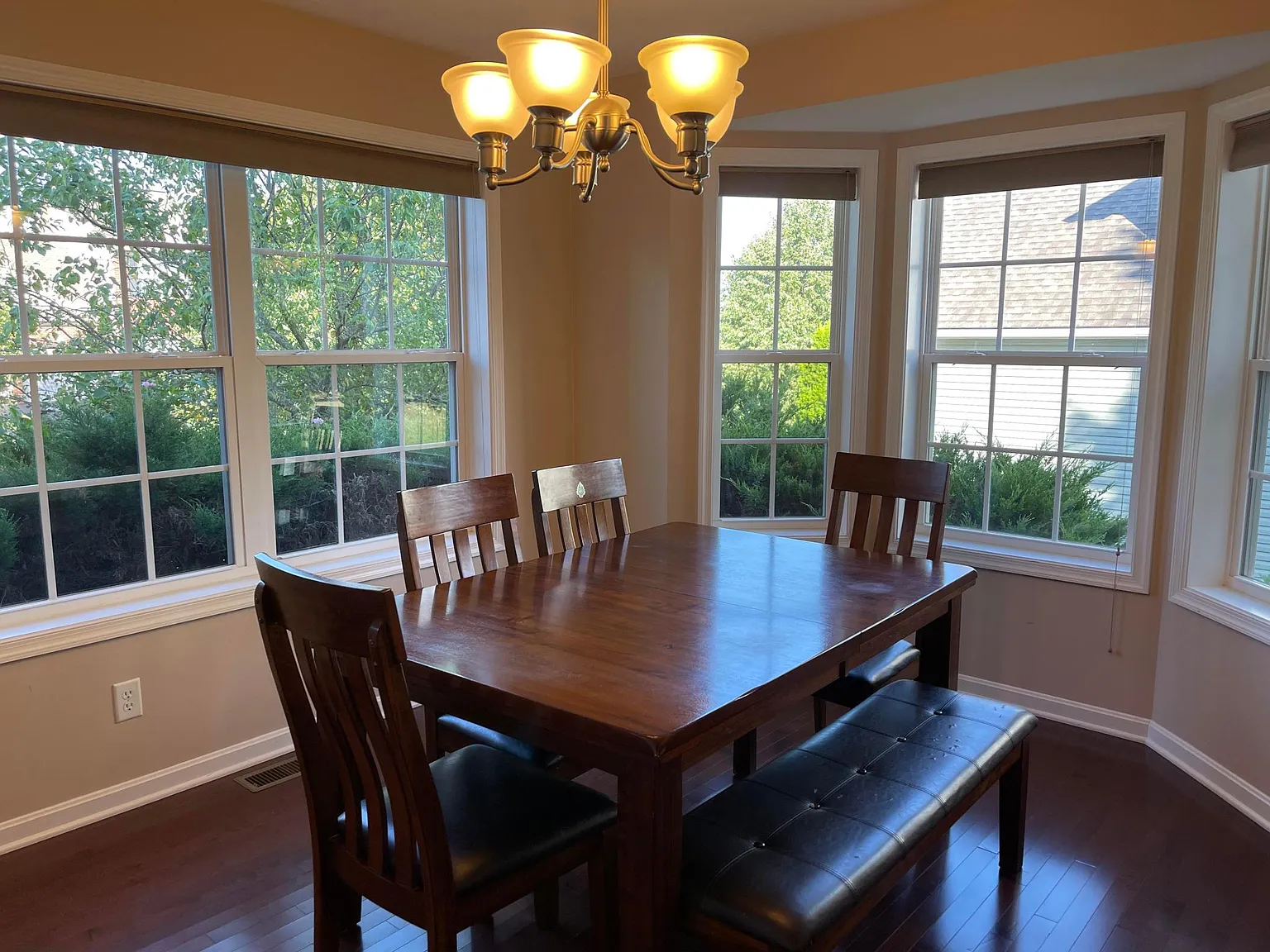 2084 Country Glenn Ln — Photo 4