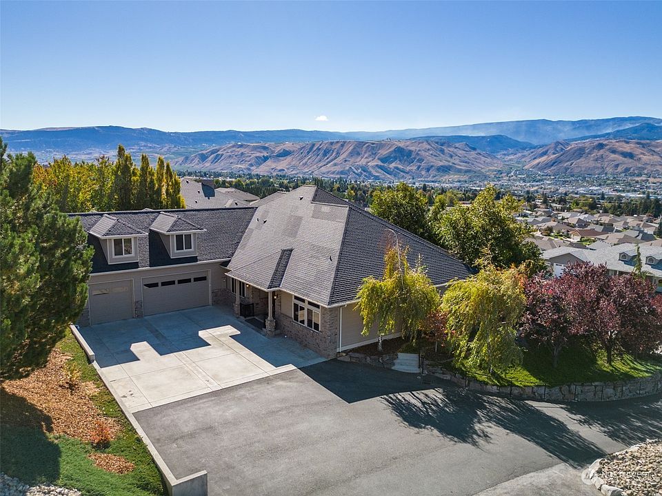 817 Briarwood Drive, East Wenatchee, WA 98802 Zillow