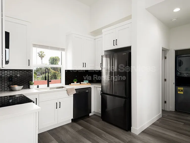 5146 Manchester Rd #5 — Photo 2