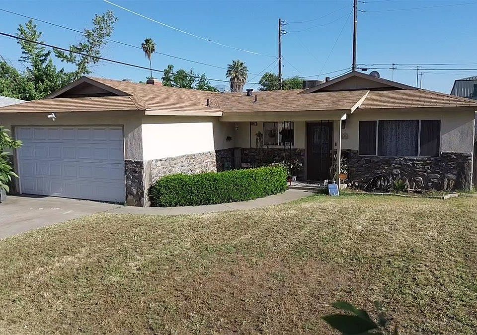 1st image of 2248 Fern Ave