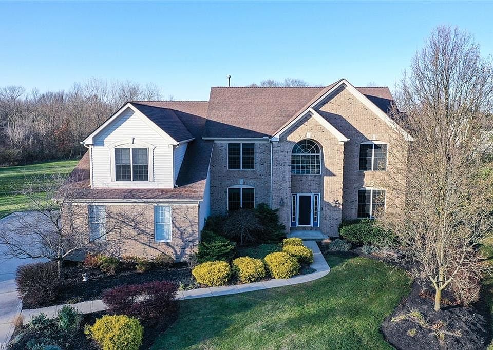 1st image of 21756 Scenic Pointe