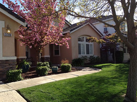 3rd image of 3206 Marshsong Ave