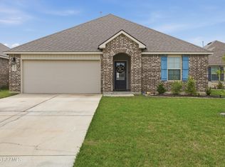 123 Nova Lake Dr, Duson, LA 70529
