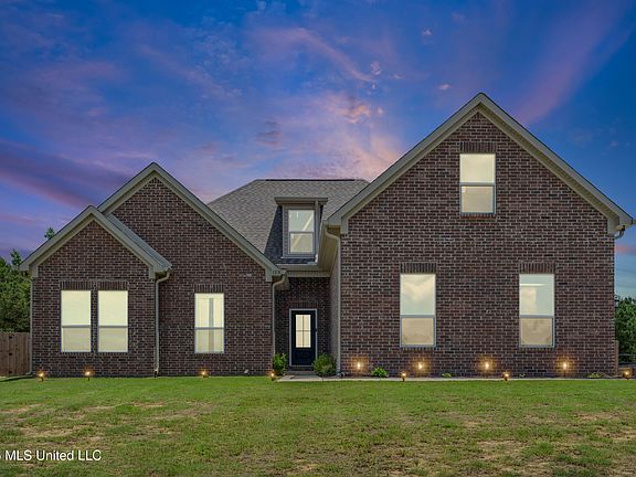 2nd image of 123 Deerfield Trce