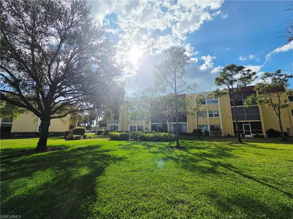 1086 Forest Lakes DR #9207, NAPLES, FL 34105
