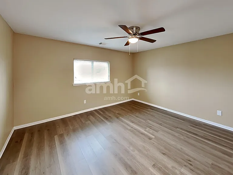 5718 Emerald Brook Ln — Photo 25