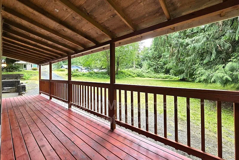 2 bed, 1.0 bath, 728 sqft, $2,135 — Photo 3