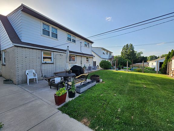 2nd image of 3568 S 1st St