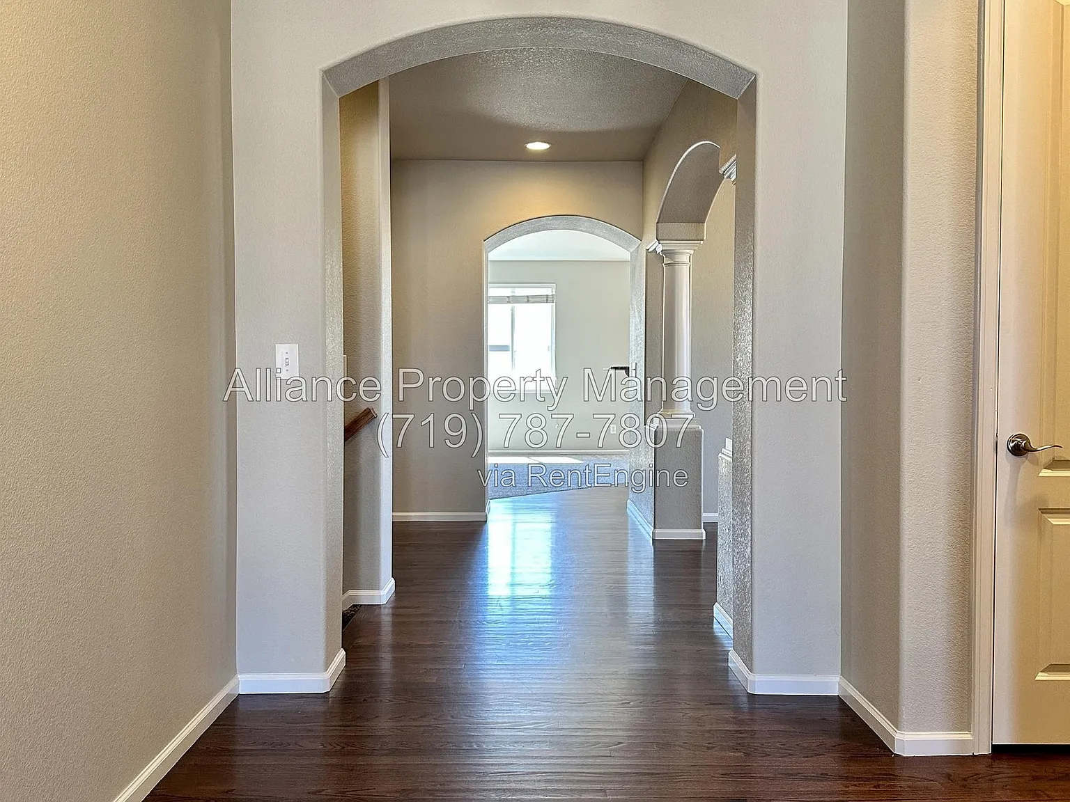 5 bed, 3.5 bath, 5031 sqft, $3,295 — Photo 2