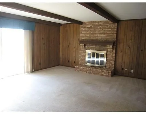502 Widener Ln photo 1