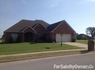 1680 Cavalry Ln, Prairie Grove, AR 72753