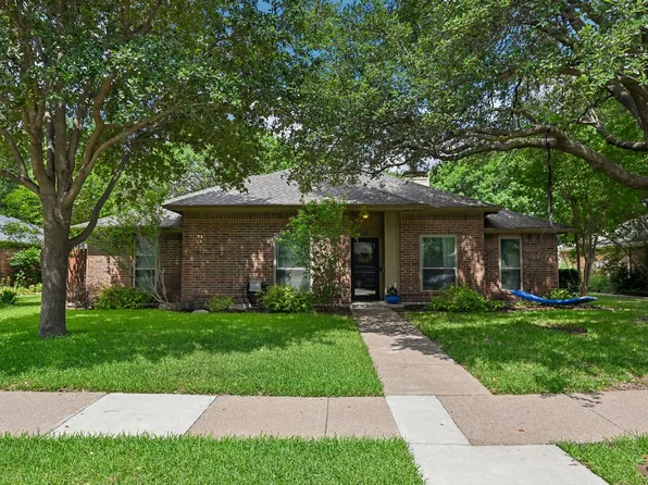 349 Pepperwood St, Coppell, TX 75019