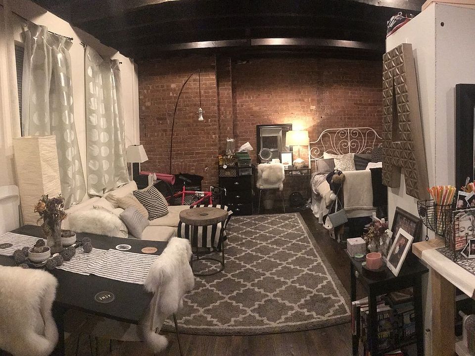 1st image of 203 Grand St APT 3