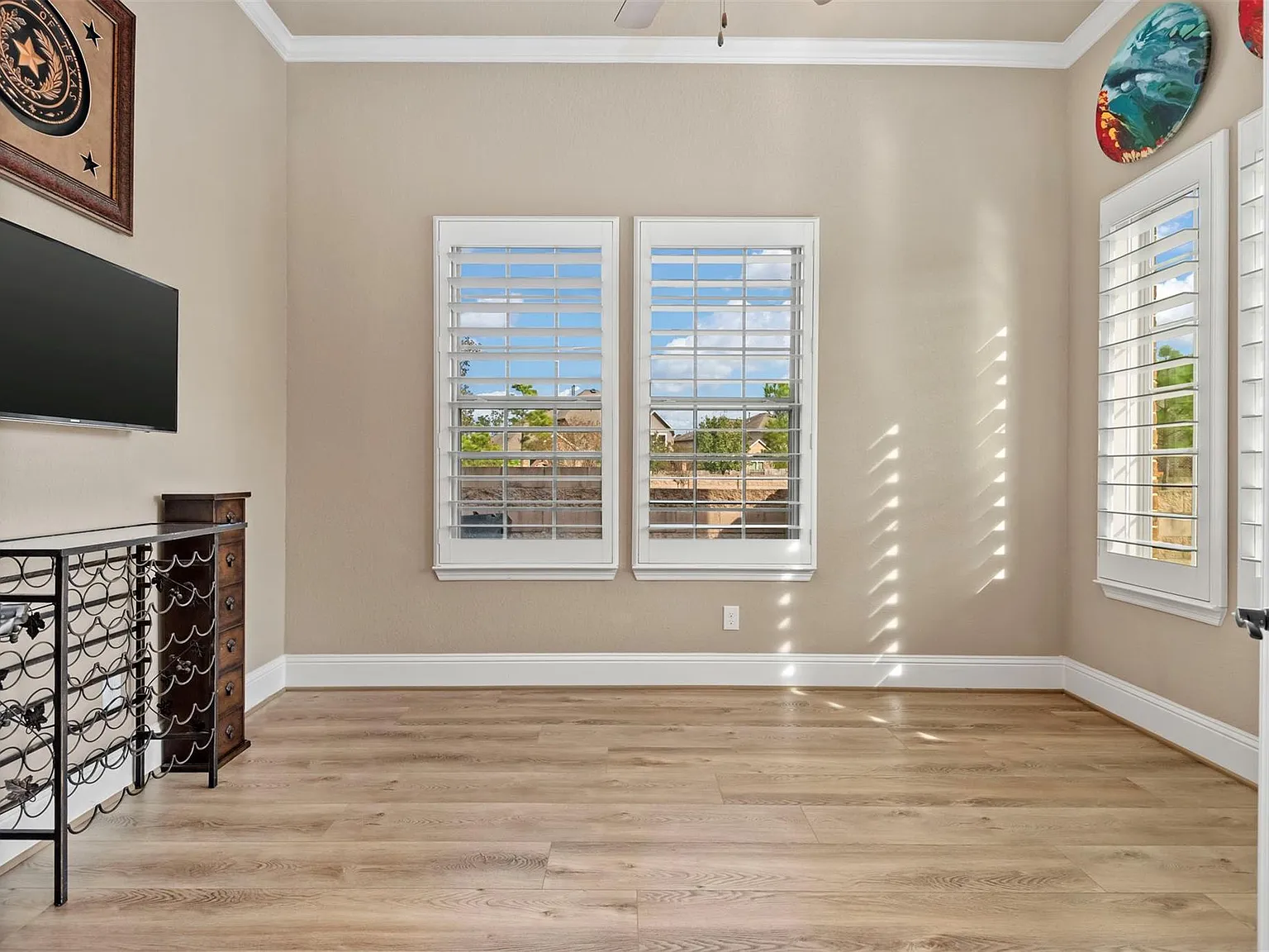 5 bed, 3.5 bath, 3287 sqft, $4,200 — Photo 4