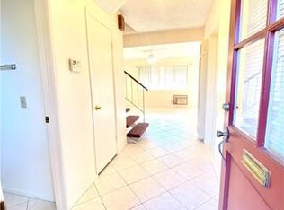 17222 Nisson Rd APT B, Tustin, CA 92780