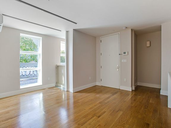 2nd image of 259 Evergreen Ave #22RSH