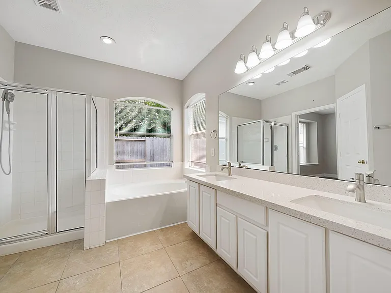 4414 Casey Cir — Photo 10
