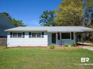 651 Morphy Ave, Fairhope, AL 36532
