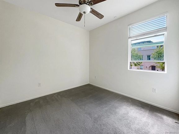 3rd image of 5165 Calle Sandwaves Unit 10