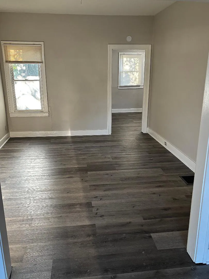 2 bed, 1198 sqft, $1,000 — Photo 4