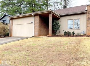 210 Leeward Ln #1, Roswell, GA 30076