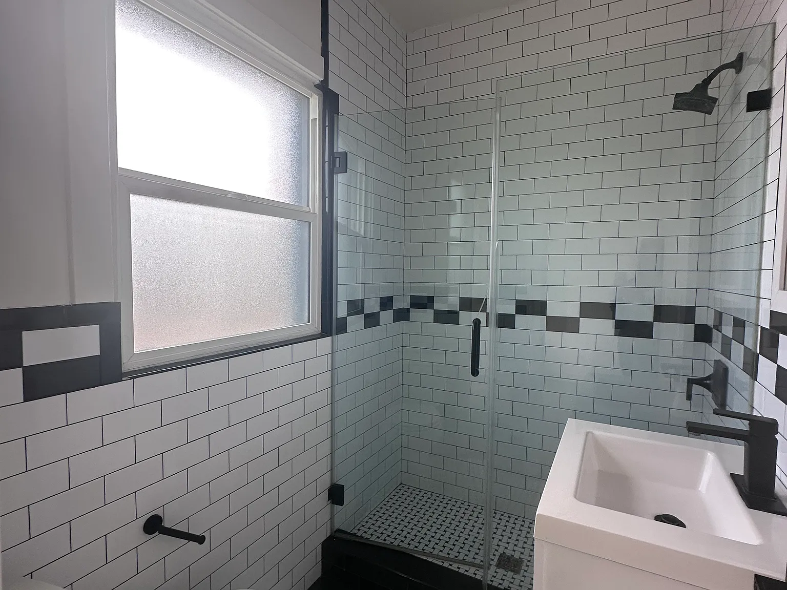 1 bed, 600 sqft, $2,500 — Photo 3