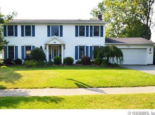 95 Quesada Dr, Rochester, NY 14616