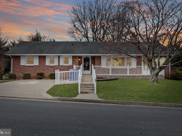 28 Bee St, Front Royal, VA 22630