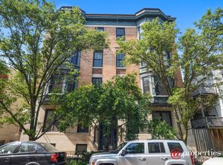 510 W Grant Pl APT 401, Chicago, IL 60614