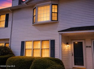 3803 Sterling Pointe Dr, Winterville, NC 28590