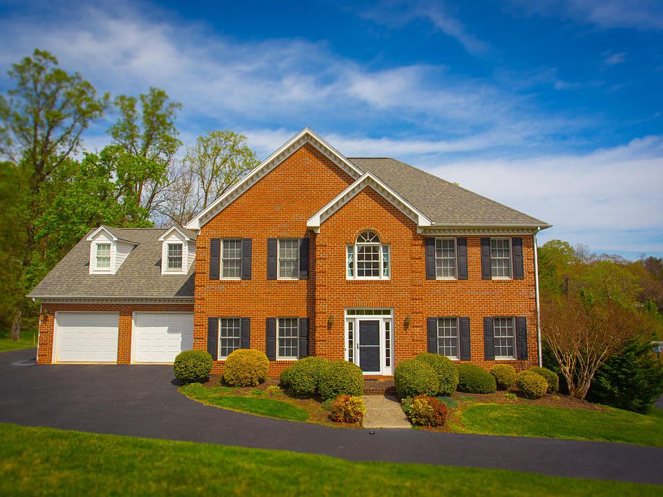 1st image of 6315 Roselawn Court Dr