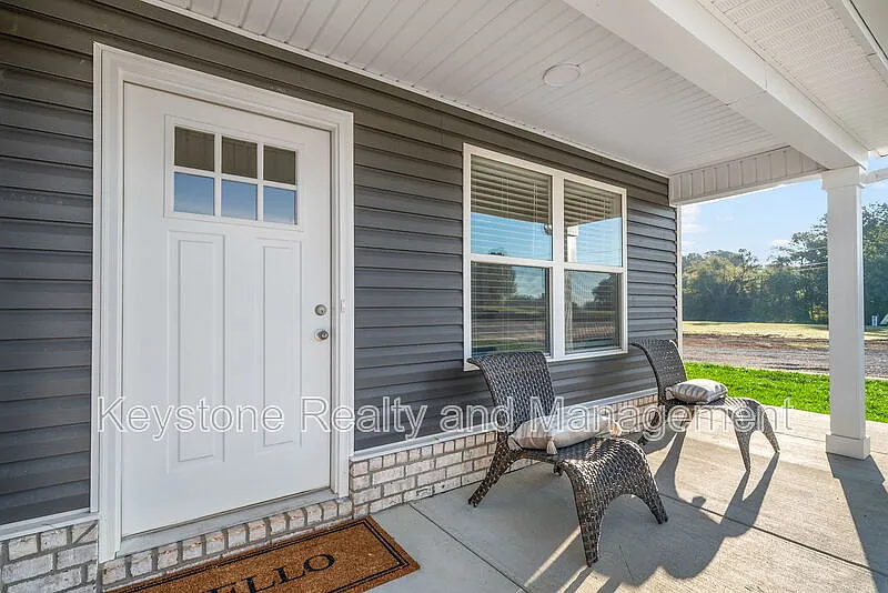 2 bed, 2.0 bath, 1244 sqft, $1,250 — Photo 2