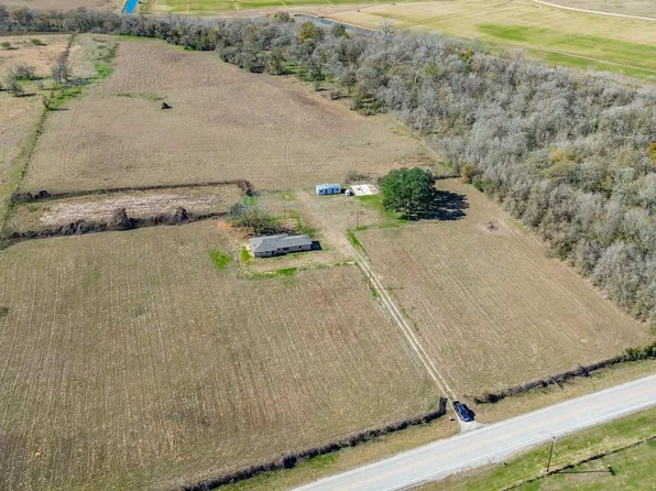 15573 Fm 1887 Rd, Hempstead, TX 77445