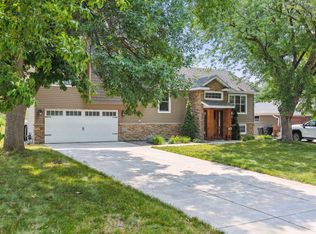 3321 Belden Dr NE, Minneapolis, MN 55418