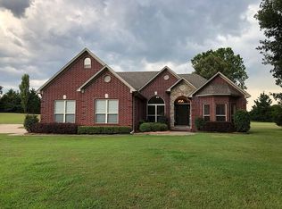 104 Hidden Lake Cv, Beebe, AR 72012