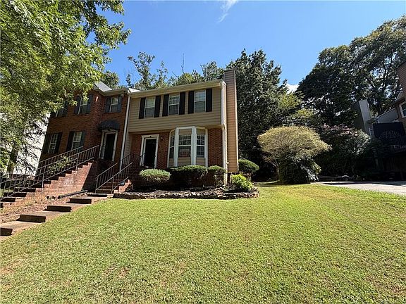 2nd image of 1652 Grist Mill Dr