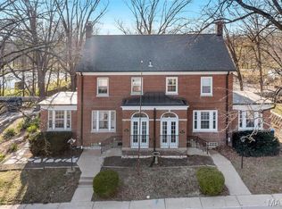 206 N Grover Rd, Saint Louis, MO 63125
