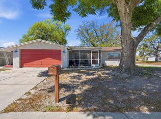 9825 Lakeside Ln, Port Richey, FL 34668