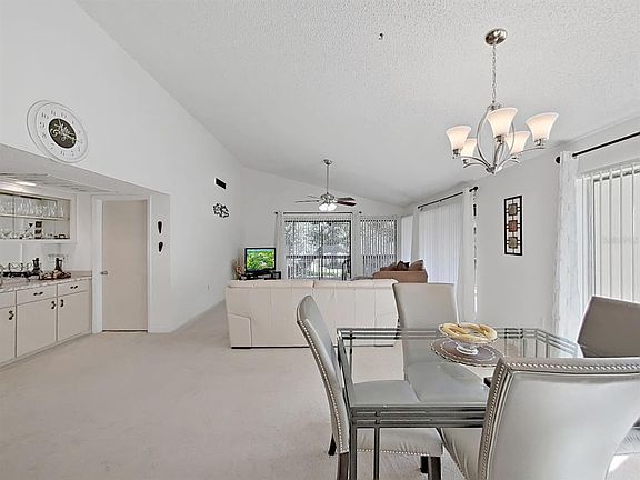4th image of 700 STARKEY ROAD #824