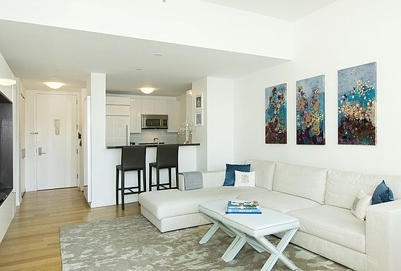 5th image of 4630 Center Blvd APT 1509