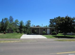 2467 S 7th St, Lebanon, OR 97355