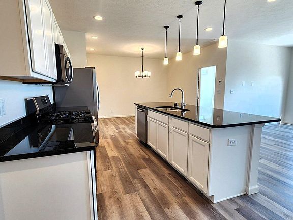 4th image of 6001 Silvercreek Dr Lot 1