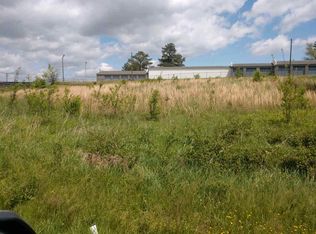 Pope Ln, Morristown, TN 37813