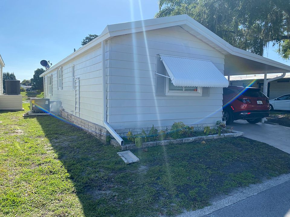 1st image of 16818 Silver Shores Ln
