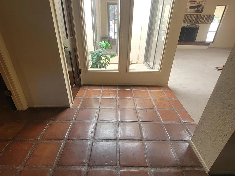 220 E Aster Dr — Photo 16