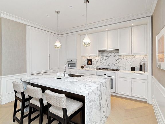 2nd image of 108 Leonard St #8L