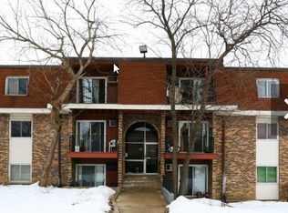1175 Valley Ln #5-101, Hoffman Estates, IL 60169