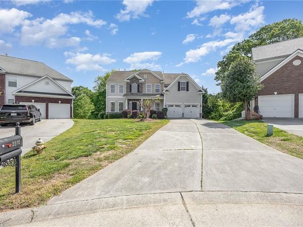 3510 Meadow Glen Ct, Clemmons, NC 27012