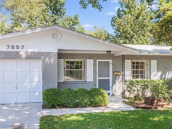 3rd image of 7857 Jolliet Dr