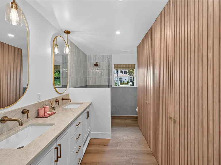 524 Live Oak Rd — Photo 21